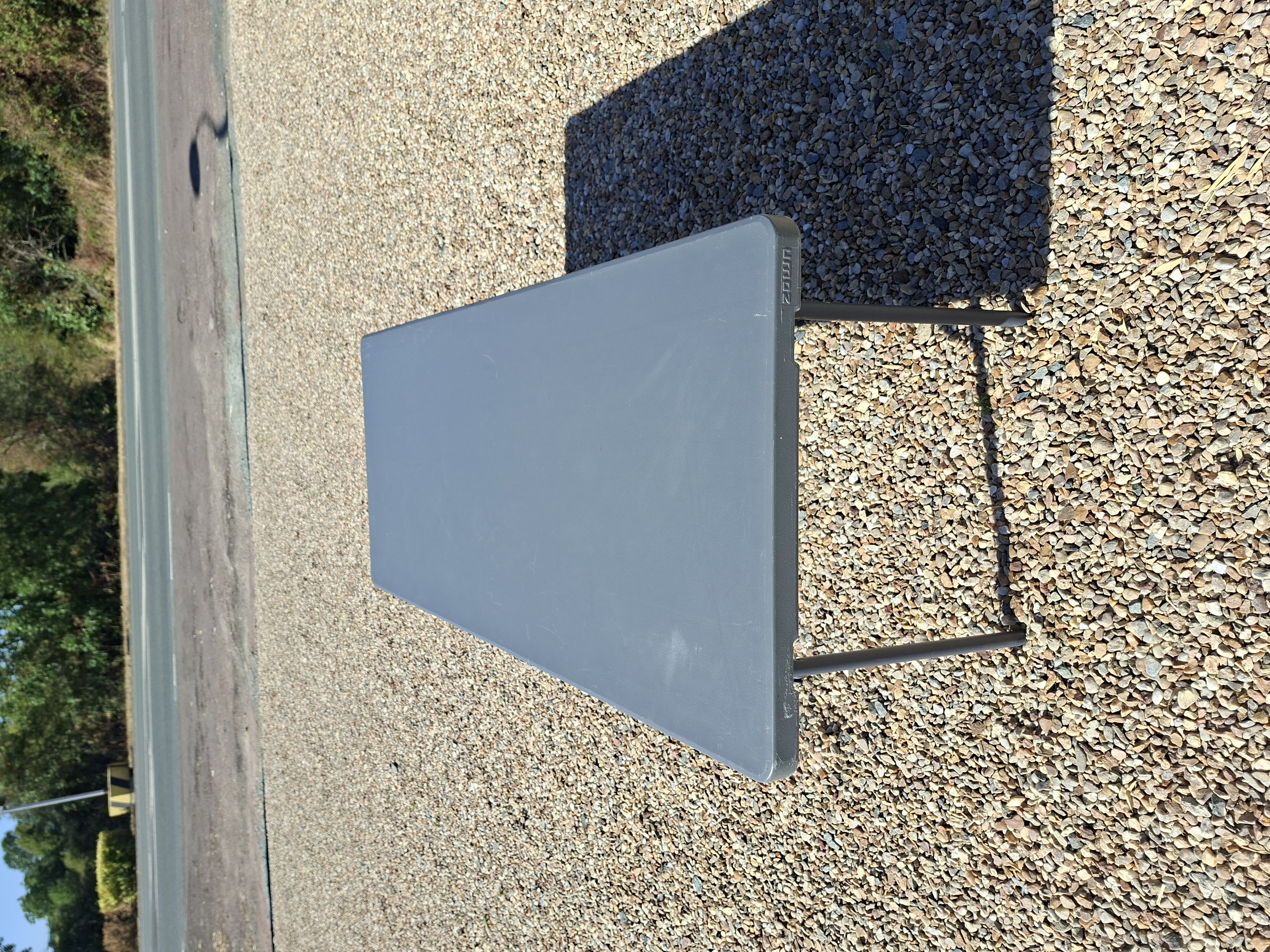 TABLE RECTANGULAIRE SEULE - 6.30 euros